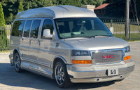 2009 GMC Savana Explorer Limited SE AWD Luxury Meets Capability Take road trips to the next level wi... (image 1)