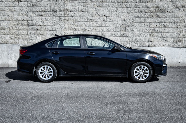 2021 Kia Forte LX • HEATED SEATS • APPLE CARPLAY • R-V CAM in Cars & Trucks in Cornwall - Image 2