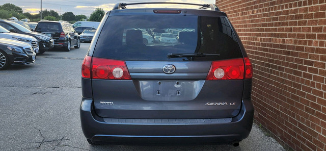 2007 Toyota Sienna 5dr CE 7-Passenger 2WD in Cars & Trucks in Oakville / Halton Region - Image 4