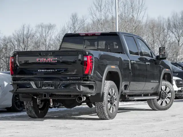 2025 GMC SIERRA 2500HD Denali- Diesel in Cars & Trucks in Markham / York Region - Image 8