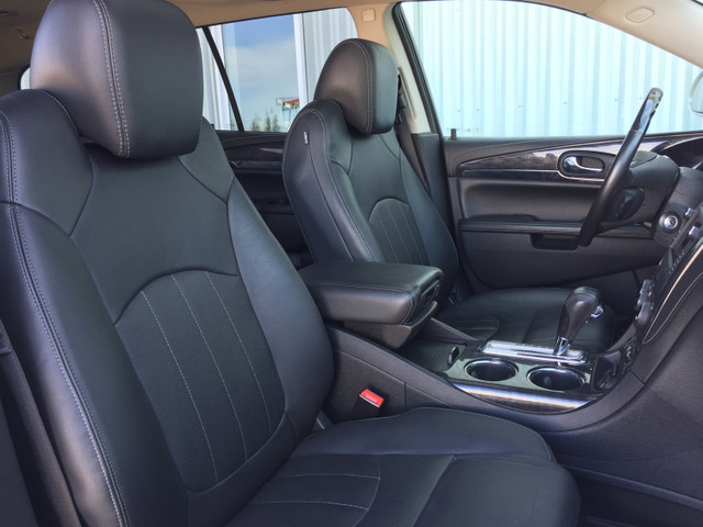 2017 Buick Enclave Leather in Cars & Trucks in Brandon - Image 2