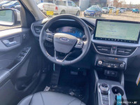 This Ford Escape has a trusty Gas/Electric I-4 2.5 L/152 engine powering this Variable transmission.... (image 8)