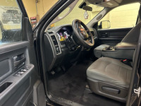 Anti-Lock Brakes;Driver Air Bag;Fog Lights;Passenger Air Bag;Side Air Bag;Traction Control;Heated Mi... (image 7)