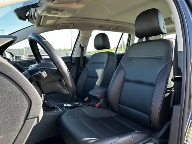 2018 Volkswagen Golf SportWagen Trendline 4MOTION | PANO ROOF |  in Cars & Trucks in Edmonton - Image 11