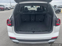 Former Daily Rental: Window Grid Diversity Antenna, Valet Function, Turn-By-Turn Navigation Directio... (image 9)