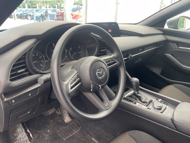 Mazda Mazda3 Sport GX *SIÈGES CHAUFF* CARPLAY ALERTES BLUETOOTH  in Cars & Trucks in Laurentides - Image 3