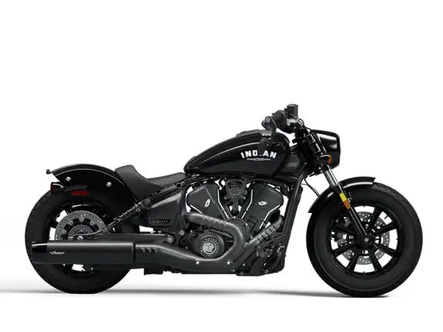 2025 Indian Scout Bobber Limited Black Metallic in Street, Cruisers & Choppers in Edmonton - Image 2