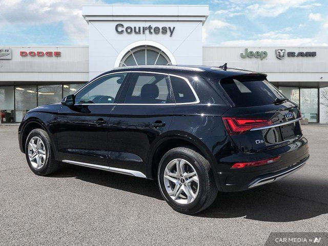 2023 Audi Q5 Komfort | AWD | Heated Front Seats in Cars & Trucks in Calgary - Image 4