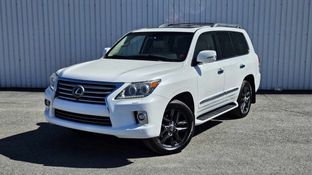 2014 Lexus LX 570 in Cars & Trucks in Longueuil / South Shore - Image 2