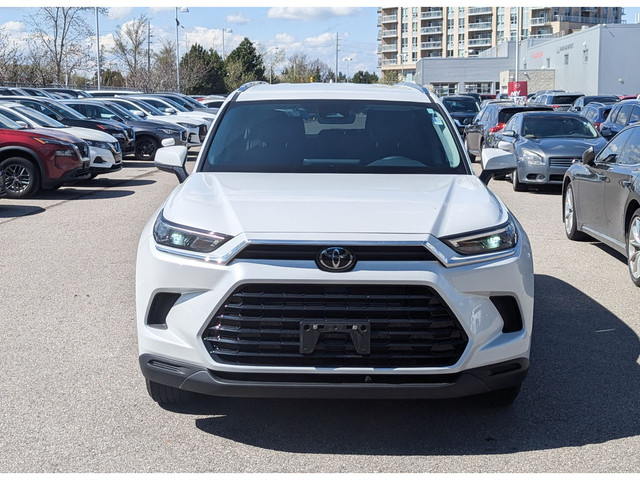 2024 Toyota GRAND HIGHLANDER HYBRID XLE ONE OWNER | AWD | HYBRID in Cars & Trucks in Markham / York Region - Image 3