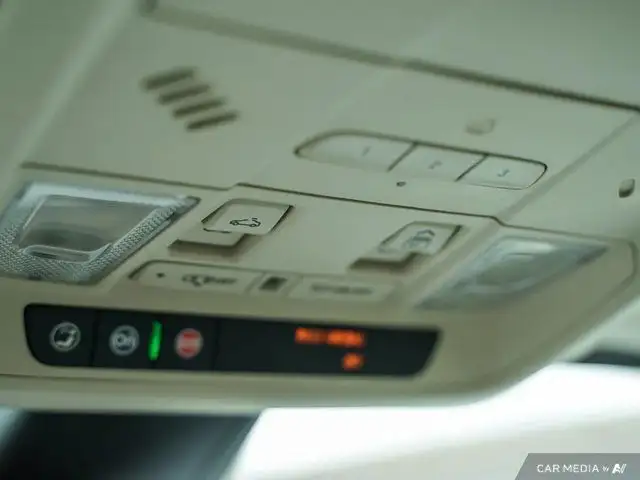 2019 Cadillac XT5 Luxury AWD | AWD | Navigation | Wireless in Cars & Trucks in Windsor Region - Image 26