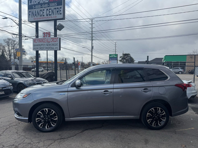 2018 Mitsubishi Outlander PHEV Plug-in Hybrid, AWD, Sunroof, Lea in Cars & Trucks in Mississauga / Peel Region - Image 4