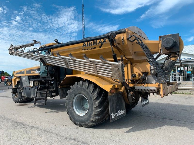 2014 AGCO ROGATOR TG7300 DRY FERTILIZER SPREADER in Farming Equipment in Ottawa - Image 3