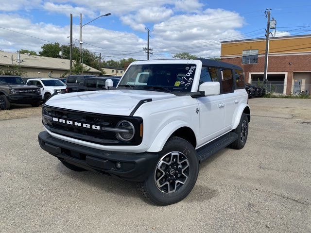 2025 Ford Bronco Outer Banks in Cars & Trucks in Edmonton - Image 2