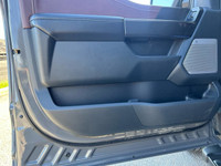 GREY ON BLACK LEATHER, LARIAT, FX4 PACKAGE, VERY CLEAN. NON SMOKER, NO ACCIDENTS, MUST BE SEEN. EVER... (image 4)