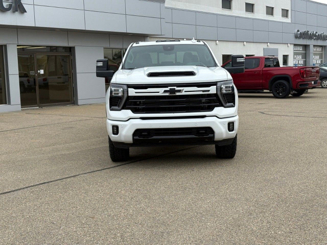 2024 Chevrolet Silverado 3500HD in Cars & Trucks in Edmonton - Image 3