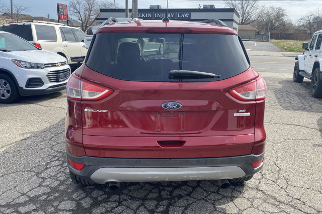 2015 Ford Escape SE in Cars & Trucks in St. Catharines - Image 2