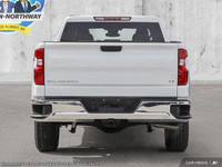 This Chevrolet Silverado 1500 boasts a powerful engine powering this Automatic transmission.* This C... (image 5)