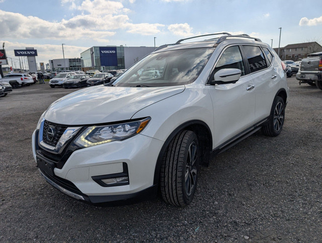 2020 Nissan Rogue SL PLATINUM AWD | NAVI | LEATHER | PANO ROOF | in Cars & Trucks in London - Image 2