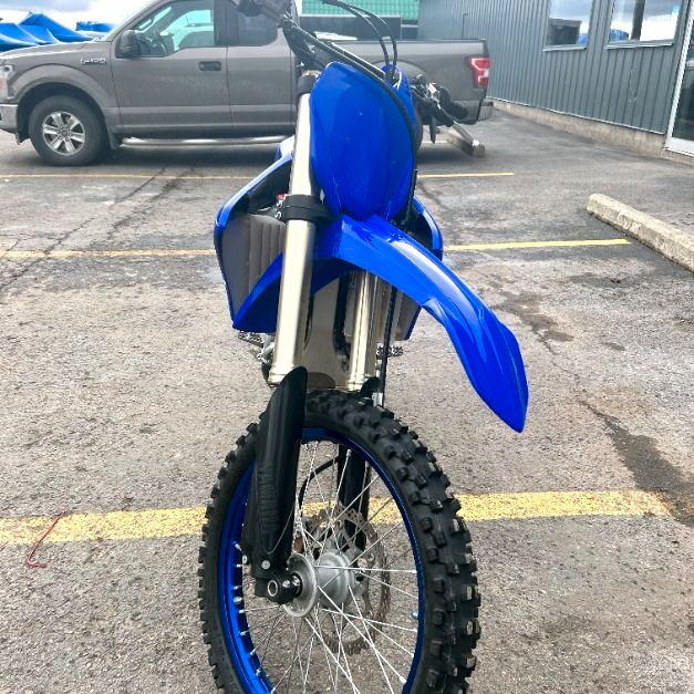 2021 YZ450F - ONLY 32 HOURS! in Dirt Bikes & Motocross in Barrie - Image 4