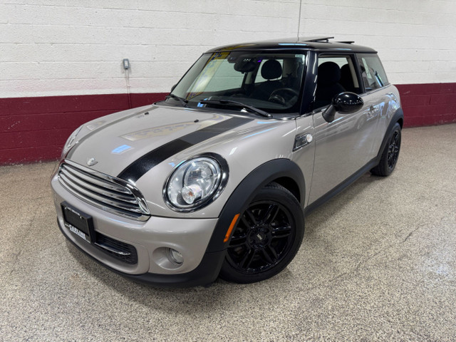 2013 MINI Cooper Hardtop BAKER STREET - BLUETOOTH - PANORAMIC RO in Cars & Trucks in Mississauga / Peel Region