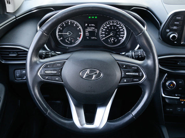2019 Hyundai Santa Fe Preferred AWD, Heated Seats, Blind-Spot in Cars & Trucks in Calgary - Image 4