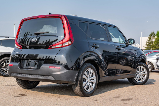 2020 Kia Soul LX LX | HEATED SEATS | BACK UP CAM | APPLE CARPLAY in Cars & Trucks in Edmonton - Image 2