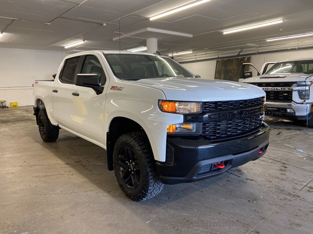 2020 Chevrolet Silverado 1500 Custom Trail Boss Z71 6 PASS CARPL in Cars & Trucks in Calgary - Image 3