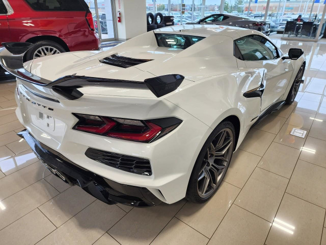 2025 Chevrolet Corvette Z06 in Cars & Trucks in Mississauga / Peel Region - Image 4
