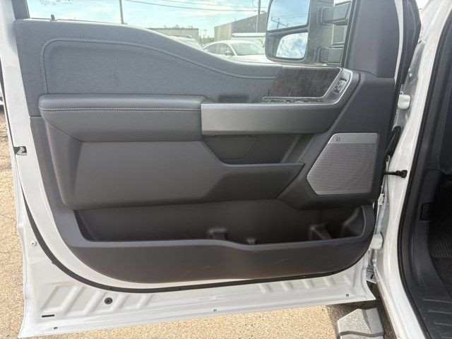 2025 Ford Super Duty F-350 SRW Lariat | 618A | 4X4 | CrewCab 160 in Cars & Trucks in Edmonton - Image 4