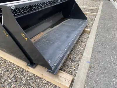 Canadian Made HLA Snow Buckets Heavy Duty Construction Backscreen Reversible Bolt on Cutting Edge 84...