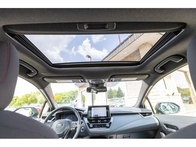 2024 Toyota Corolla HYBRID SE AWD | SUNROOF | 2 SETS OF TIRES |  in Cars & Trucks in Winnipeg - Image 4