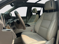 ### Cadillac Escalade Sport Platinum 4WD 2024 Couleur exterieure : Blanc Vehicule de luxe, puissant... (image 8)