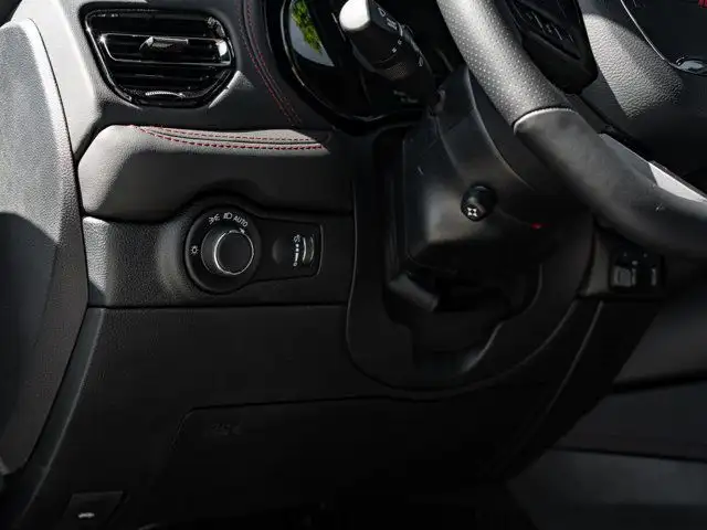 2025 Dodge Durango GT Plus in Cars & Trucks in Barrie - Image 16