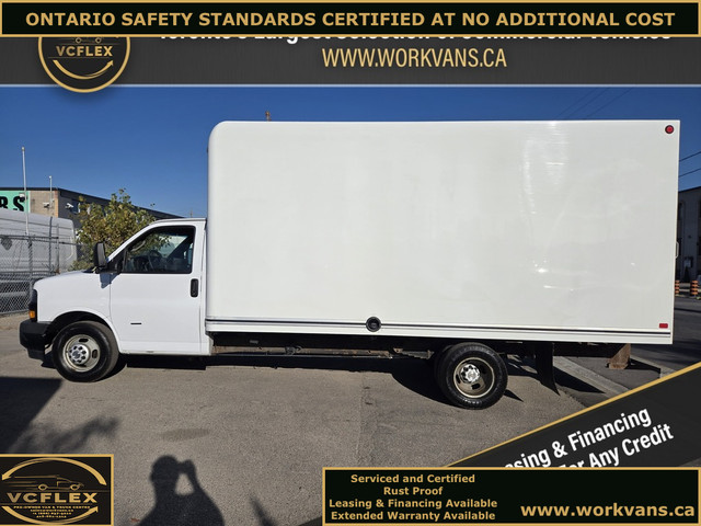 2019 GMC Savana Van G3500 - 16Ft Box - V8 Gasoline - Ramp in Cars & Trucks in City of Toronto