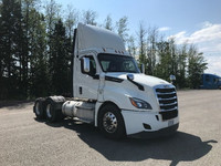 2019 Freightliner T12664ST