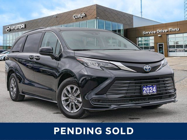 2024 Toyota Sienna LE 8-PASS Hybrid | Heated Steering Wheel in Cars & Trucks in Guelph