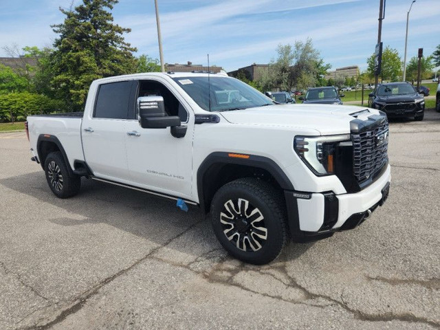 2025 GMC Sierra 3500HD Denali Ultimate in Cars & Trucks in Mississauga / Peel Region - Image 3