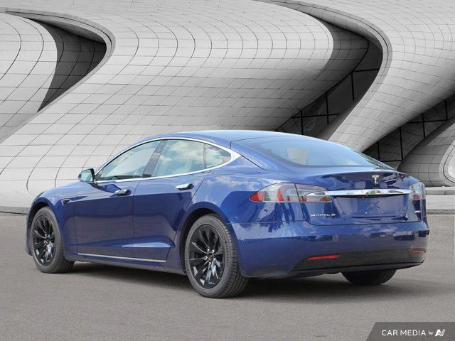 2017 Tesla Model S in Cars & Trucks in London - Image 3