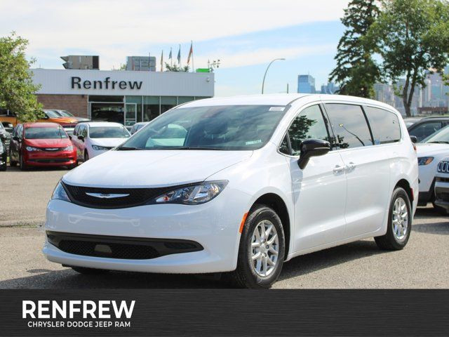 2025 Chrysler Grand Caravan SXT, Remote Start, Heated Leather in Cars & Trucks in Calgary