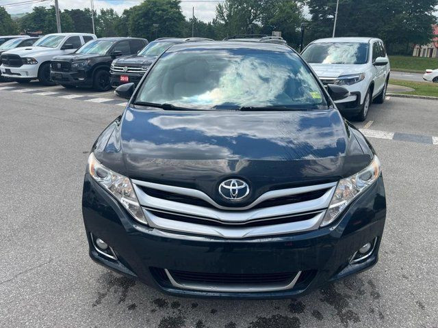 2013 Toyota Venza One Owner | Leather | Sunroof | in Cars & Trucks in London - Image 2