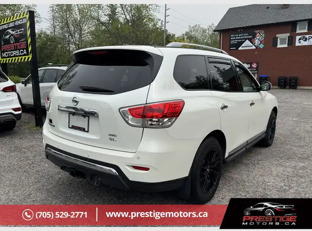 2015 Nissan Pathfinder SV in Cars & Trucks in Barrie - Image 6