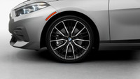 La toute nouvelle BMW 228i xDrive 2024 laisse les conventions derrière. La Série 2 combine une appar... (image 8)