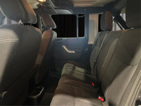 ALLOY WHEELS, SKID PLATES, TRAILER SWAY CONTROL, ILLUMINATED ENTRY, REMOTE KEYLESS ENTRY, TRACTION C... (image 9)
