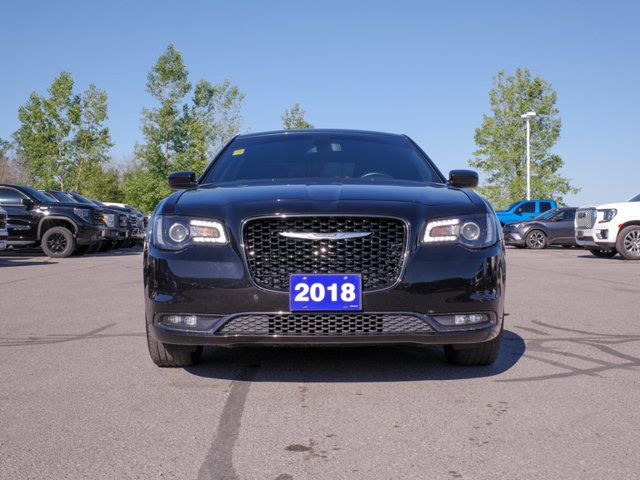 2018 Chrysler 300S - Illuminated Cupholder in Cars & Trucks in Belleville - Image 3