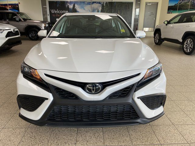2023 Toyota Camry SE | Leather | Heated Seats/Steering Wheel in Cars & Trucks in Calgary - Image 2