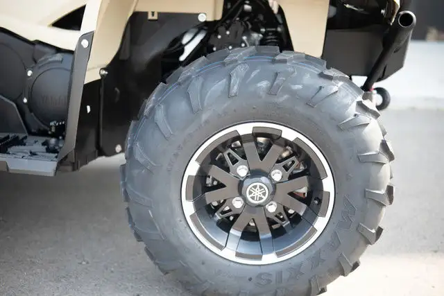 2025 Yamaha KODIAK 700 in ATVs in Strathcona County - Image 15