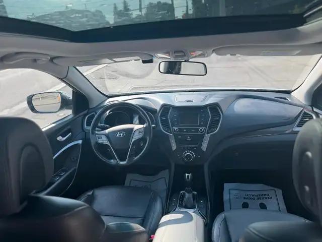 2018 Hyundai Santa Fe Sport 2.4L SE AWD in Cars & Trucks in Calgary - Image 9