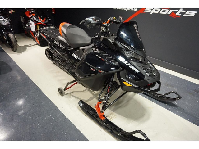 2020 Ski-Doo Renegade x 900 Turbo in Snowmobiles in Québec City - Image 2
