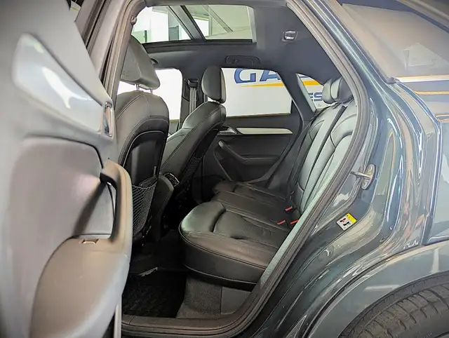 2018 Audi Q3 Progressiv in Cars & Trucks in City of Montréal - Image 29